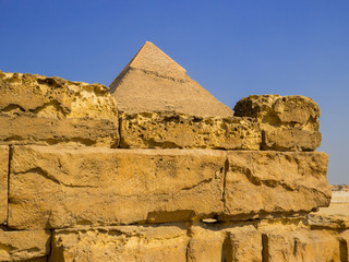 View of the Funerary Temple and the Pyramid of Khafre, Giza necropolis, Cairo, Egypt
