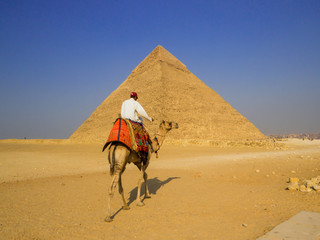 Bedouin in front of the Pyramid of Khafre. In Cairo, Egypt