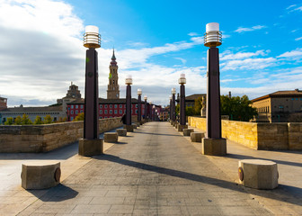 Puente de Piedra (Stone Bridge) and La Seo Cathedral in the downtown of Zaragoza, Spain