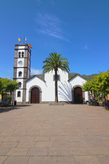 Fototapeta na wymiar Iglesia de San Marcos, Tegueste, Tenerife, España