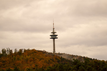 Obraz premium Fernsehmeldeturm Kaiserlsautern