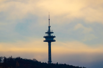 Obraz premium Fernsehmeldeturm Kaiserlsautern