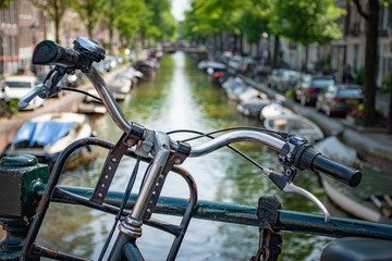 Fototapeta na wymiar Voyage à Amsterdam dans la capitale de la Hollande