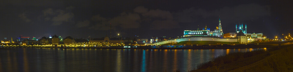 Fototapeta na wymiar embankment Kremlin night Kazan