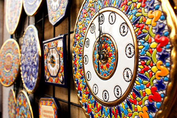 Color ceramic wall watch
