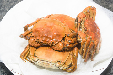 Steamed hairy crab, steamed crab.