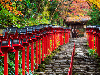 秋の京都　貴船神社