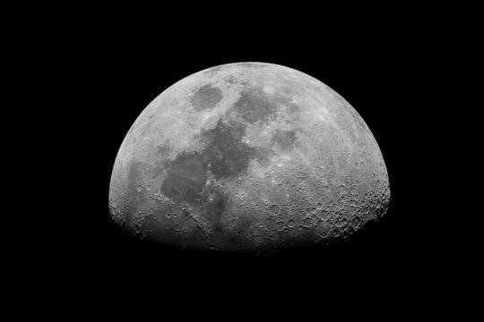 Lua crescente, meia Lua