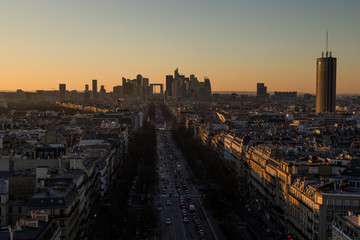 La ville de Paris shootée depuis le toit de l'Arc de Triomphe