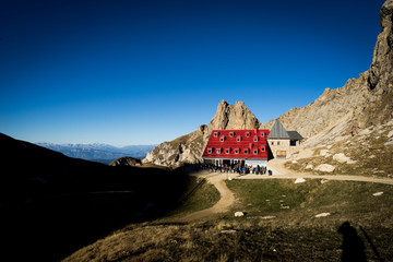 rifugio in dolomiti
