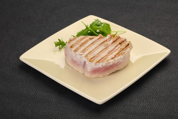 Grilled tuna steak