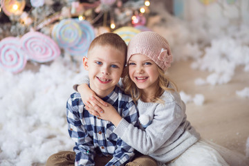 Obraz premium brother and sister 6-7-8 years old, happy children, bright colors