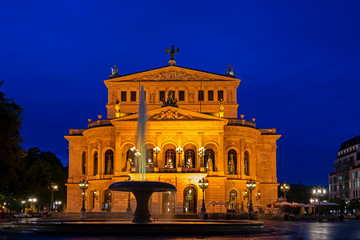 Fototapeta na wymiar Old opera house in Frankfurt at night