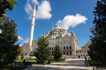 Fototapeta na wymiar Fatih mosque symbol of Turkey's transition to Islam, Istanbul.