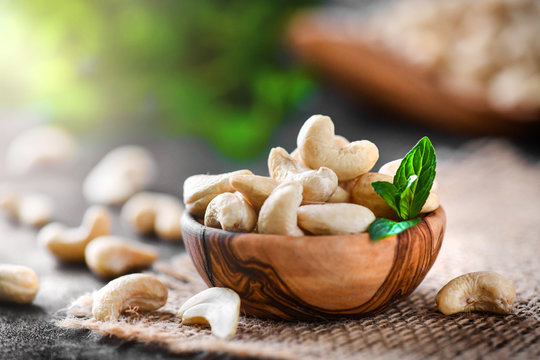 W240 Cashew Nuts : Aishwaryalakshmi Cashews