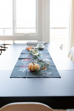 Pumpkin Table Runner Centerpeice