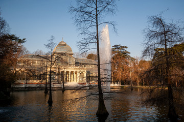 Fototapeta na wymiar Views of the gardens of the Buen Retiro Park.