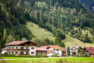 Fototapeta na wymiar Alpine village of Martinau, Lechtal, Austria.