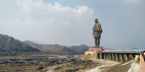 Statue of unity of Sardar vallbhbhai patel is located atthe bank of Narmda river in state of...