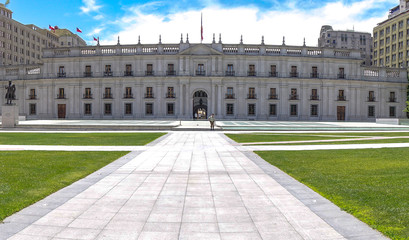 Fototapeta premium La Moneda, presidential palace of the Chilean government