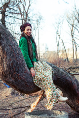 young pretty woman in park happy smiling, lifestyle people concept outside