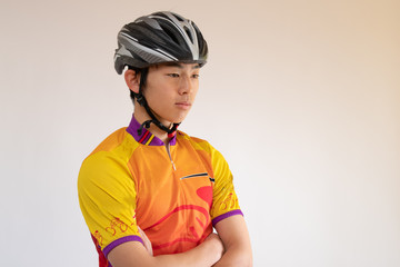 ロードバイカーの男性