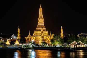 Naklejka premium wat arun in bangkok