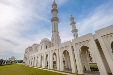 Sendayan, Malaysia- November 3rd, 2019 : A beautiful exterior of Masjid Sri Sendayan . It is currently the biggest mosque in Negeri Sembilan