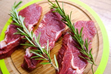 beef, food, steak, meat, grilled, barbecue, sirloin, rosemary, fillet, meal, cut, background, tenderloin, roasted, grill, red, ribeye, pepper, beefsteak, bbq, wooden, dinner, roast, cooking, dark, ing