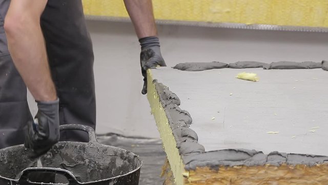 House thermal insulation with wool