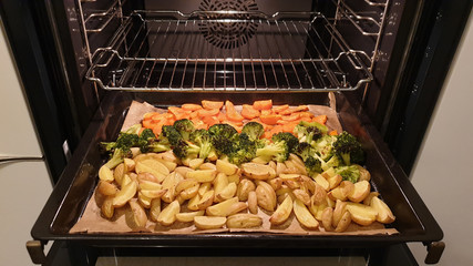 Vegetarisches Abendessen - Gemüse im Ofen