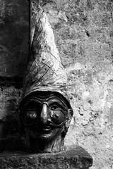 dramatic sculpture of Pulcinella