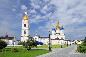 Fototapeta na wymiar The ancient Sophia-assumption Cathedral of the Tobolsk Kremlin in Siberia