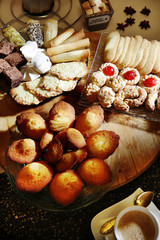 petit-four