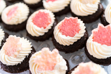 Baking cupcakes