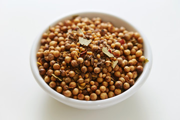 Mixed herb and spice seasoning 