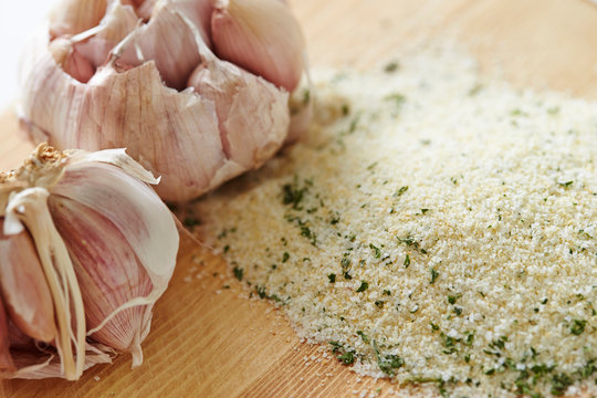 Garlic, dried parsley and salt 
