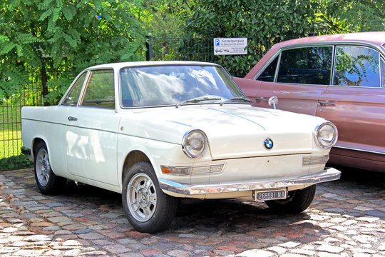 BMW 700 Coupe