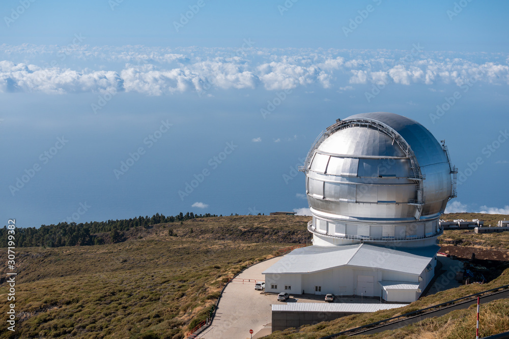 Wall mural view of observatories from top of roque de los muchachos, la palma