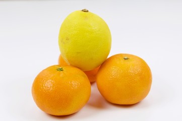 Lemons and tangerines in macro view
