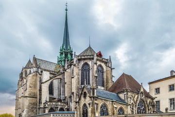 Fototapeta na wymiar Dijon Cathedral, France
