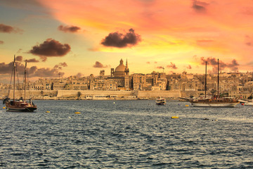 Naklejka premium View of Valleta from Sliema harbour