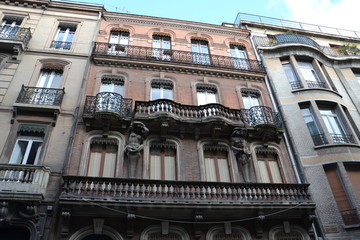 Toulouse's houses: a beautiful city of pink brick