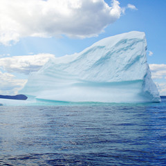 Fototapeta na wymiar Ice Berg in Newfoundland
