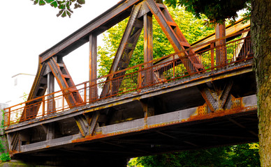 Bridge in red in a wide perspective