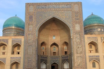 Fototapeta na wymiar ブハラのカラーン・モスク