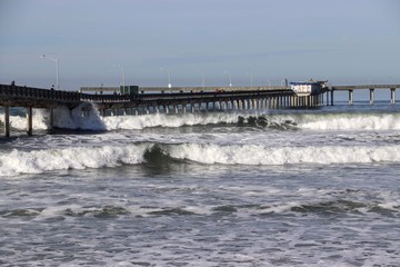 Fototapeta na wymiar High Tide at Ocean Beach Pier in San Diego