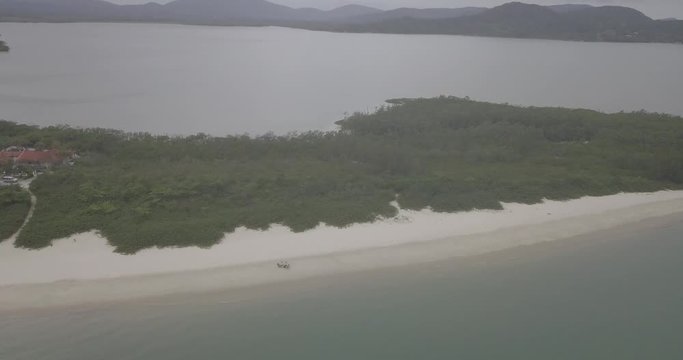 Natureza Mar Pontal Praia Daniela Florian&oacute;polis Santa Catarina Brasil