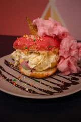 dessert burger