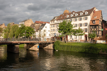 Fototapeta premium Brücke in Straßburg 